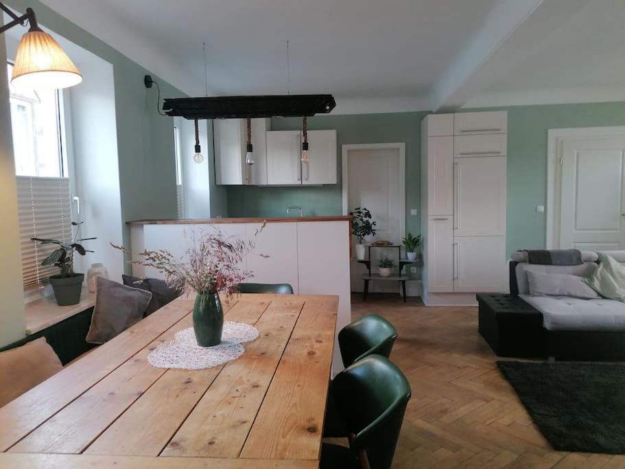 Voll Ausgestattete Wohnung Mit Moselblick Alf Kültér fotó